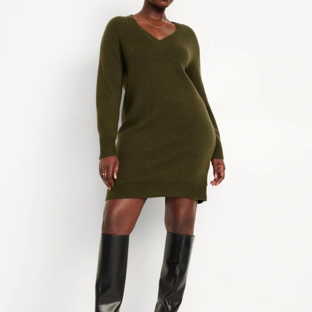 dark green dress zara Women's All The Right Words Green Knit Cinched Waist Mini Dress | Size: L main image 0